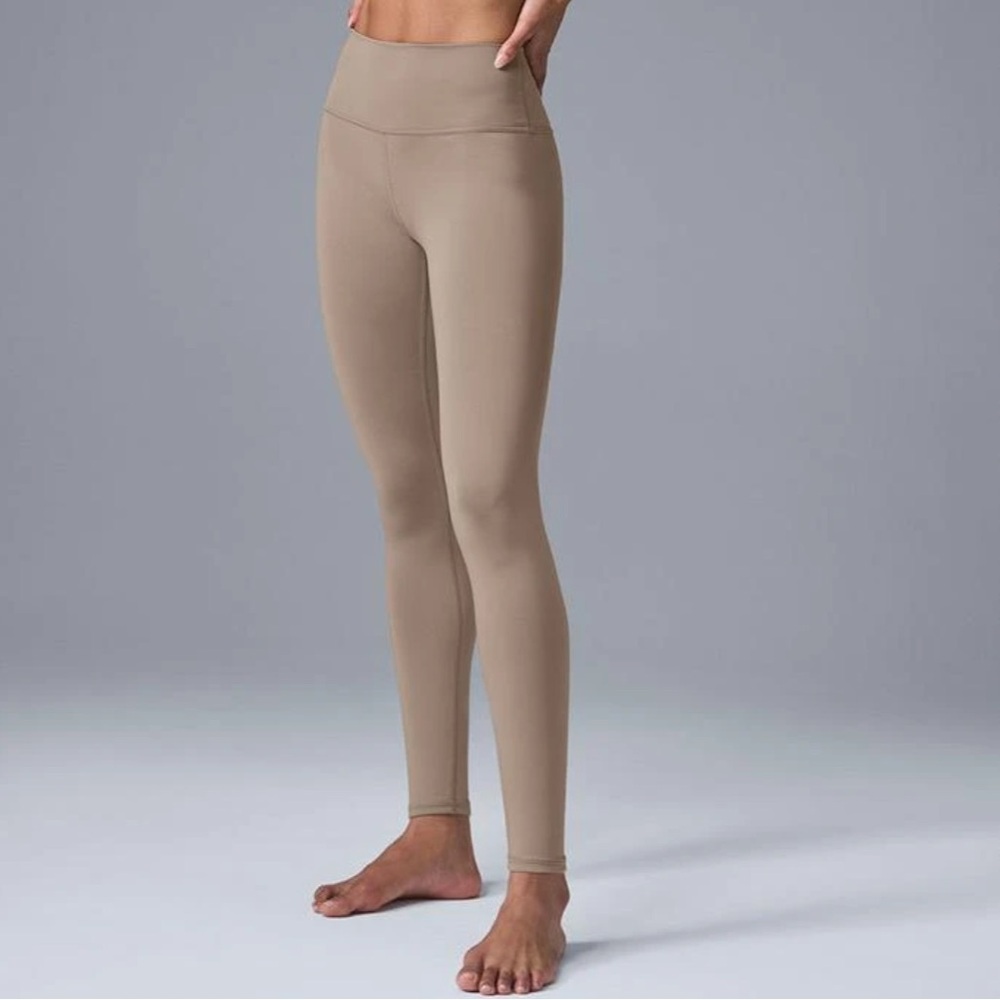 Alo Yoga Airlift High Waisted 7/8 Leggings “Gravel” Color - Size Small